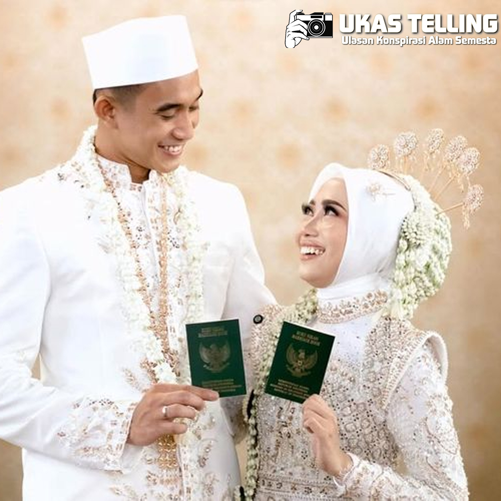 Busana Putih Jadi Pilihan Rizky Ridho Saat Nikahi Sendy Aulia!