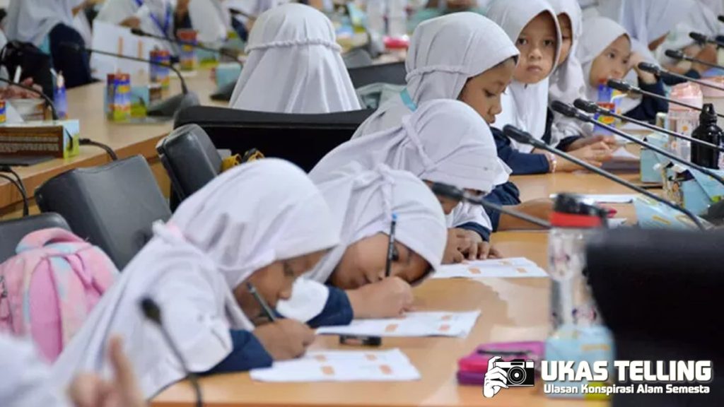 Jakarta Siapkan Uji Coba Sekolah Swasta Gratis untuk Pelajar!
