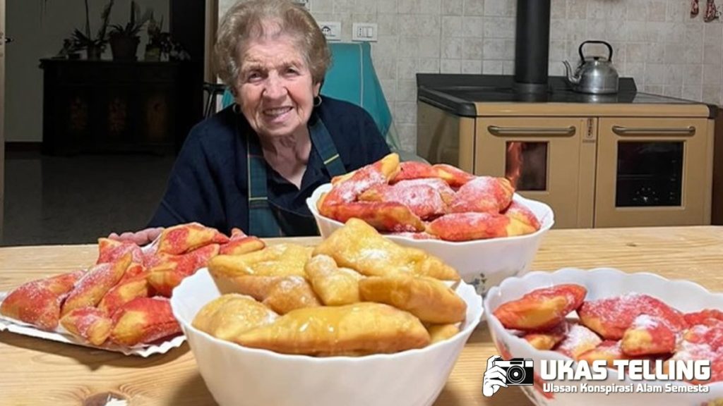 Food Vlogger Tertua Nenek 90 Tahun Baru Bikin Kagum