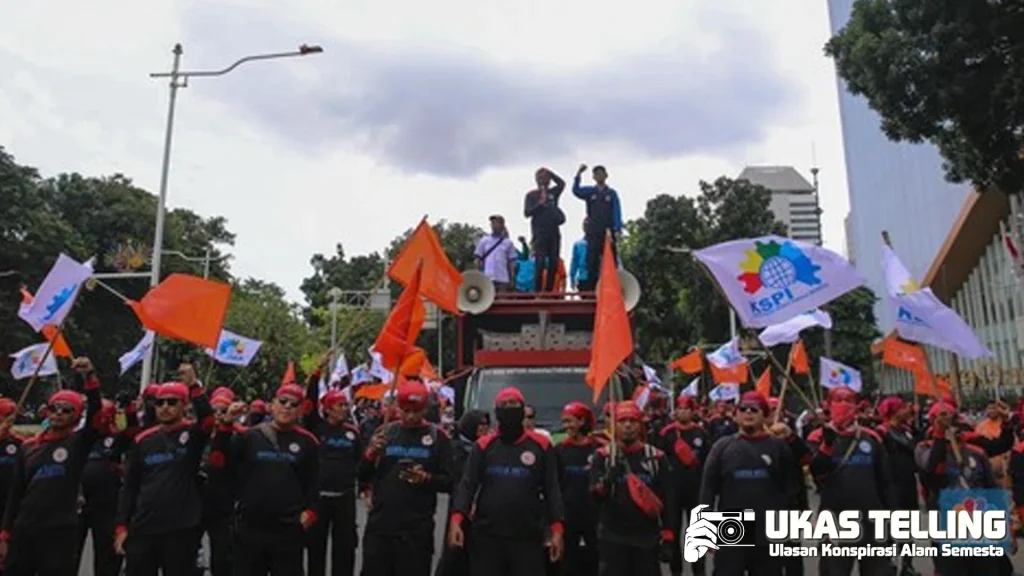 UMP Jakarta Naik Rp 5,7 Juta, Buruh Berjuang Hidup